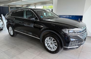 Volkswagen Touareg 3.0 TDI Elegance Navi*Matrix*Dynaudio*