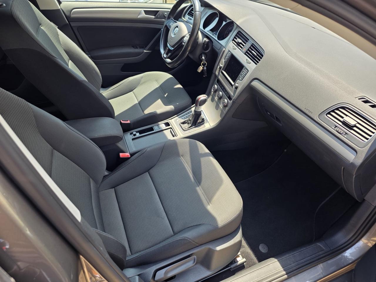 Volkswagen Golf Variant 1.6 TDI 110 CV AUTOMATICO Euro 6 B