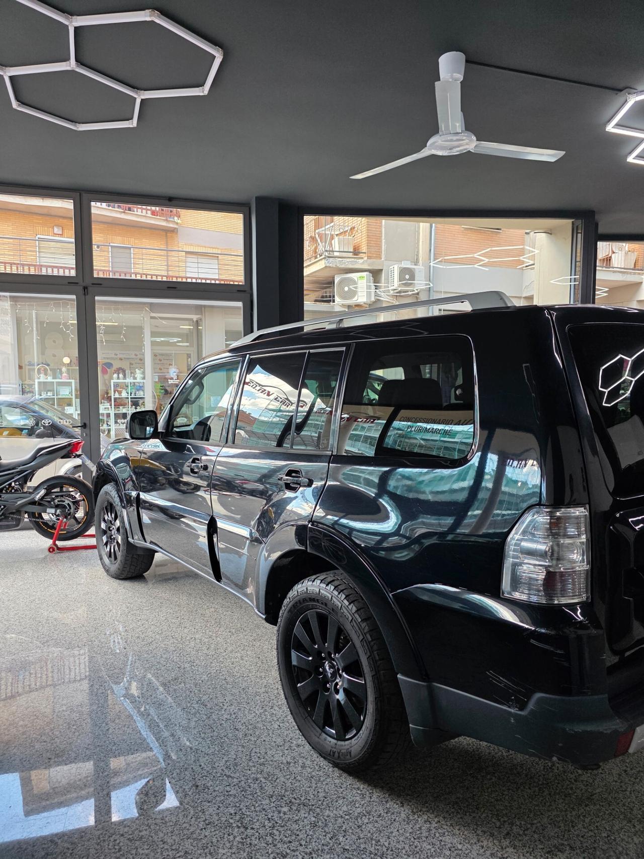 Mitsubishi Pajero 3.2 DI-D 16V aut. 5p. Instyle DPF