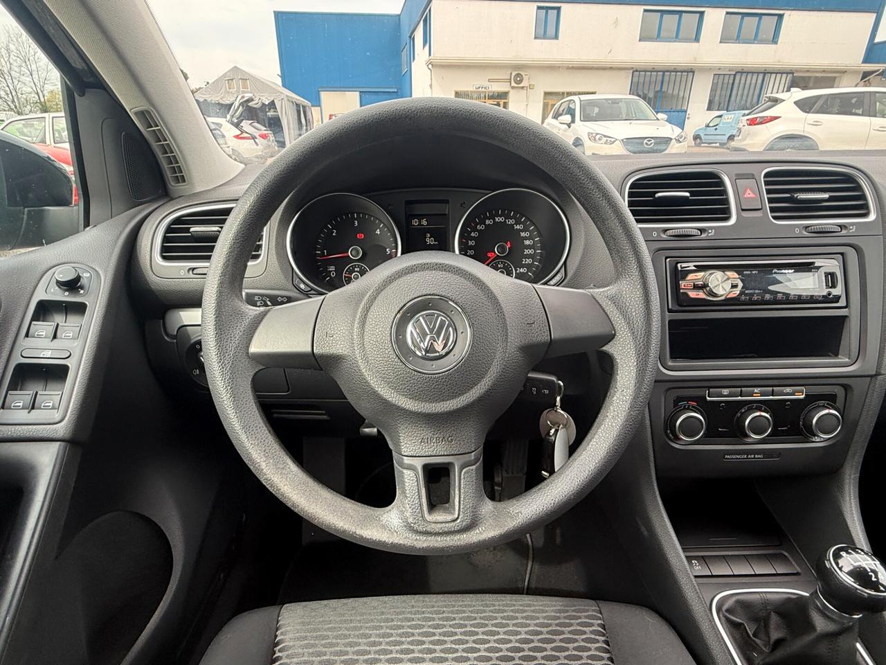 Volkswagen Golf 1.6 TDI DPF 5p. Highline