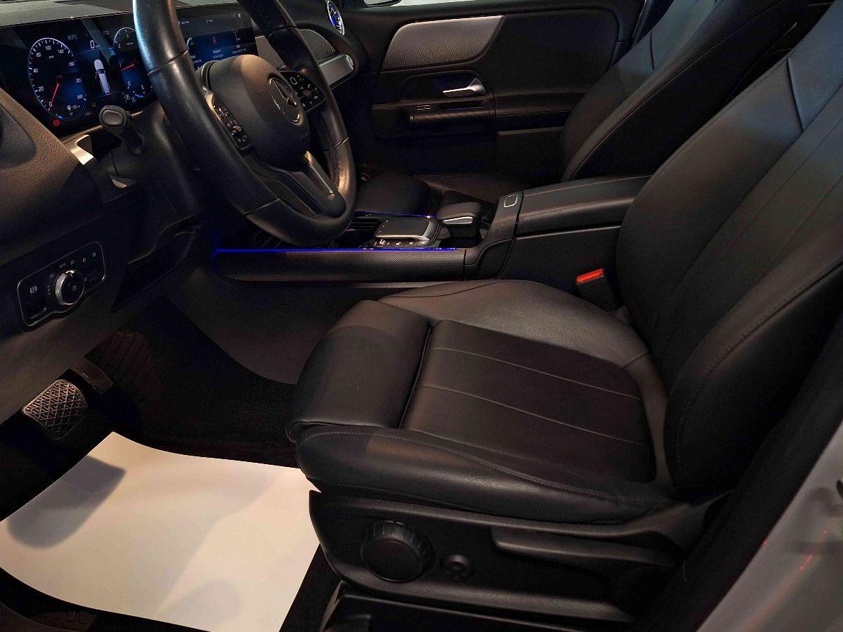 MERCEDES GLB 200d 4MATIC SPORT PLUS 150CV - PELLE- LUCI 64 COLORI - RETROCAMERA - DOPPIO DISPLAY 10.25