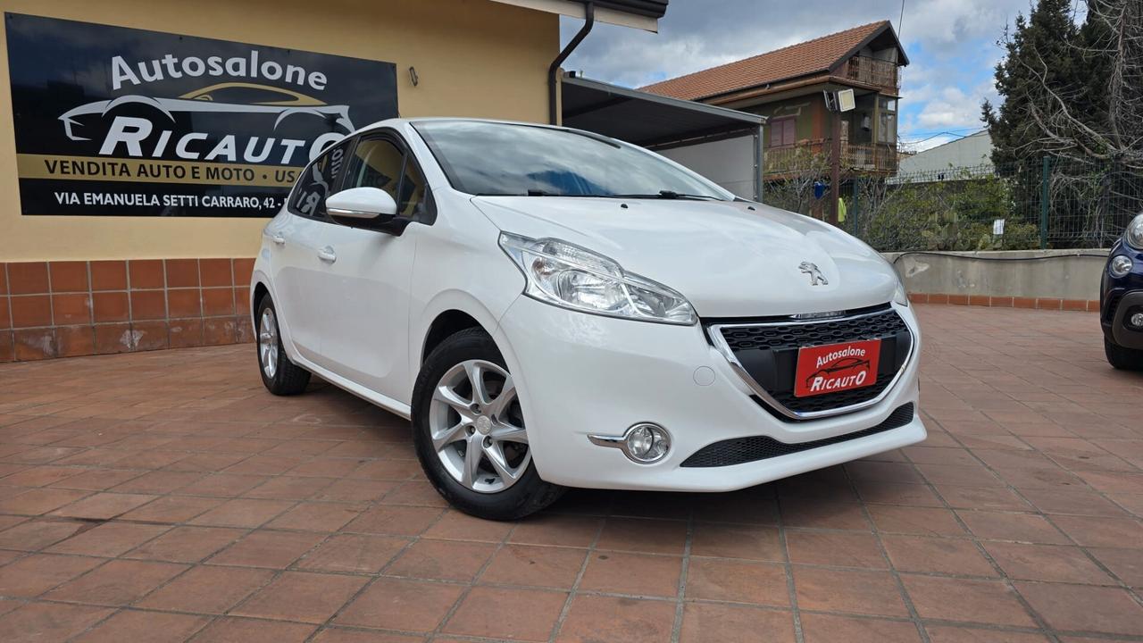 Peugeot 208 1.2 VTi 82 CV 5 porte Allure