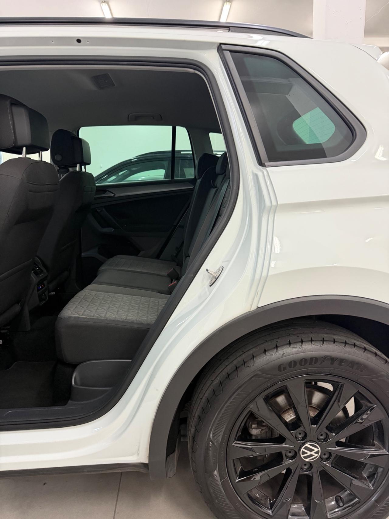 VW Tiguan 2.0 TDI 150 CV SCR DSG FINANZIABILE
