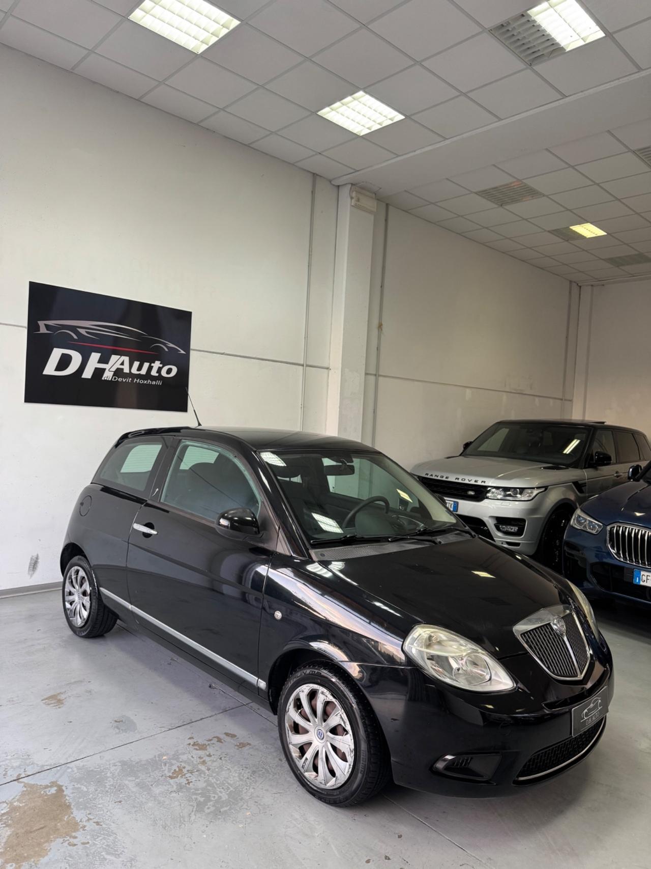 Lancia Ypsilon 1.2 69 CV 5 porte S&S Platinum