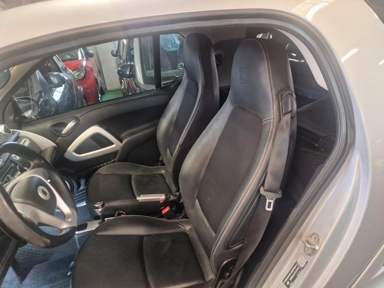 BRABUS Xclusive 102cv 2014 motore revisionato frizione nuova garanzia