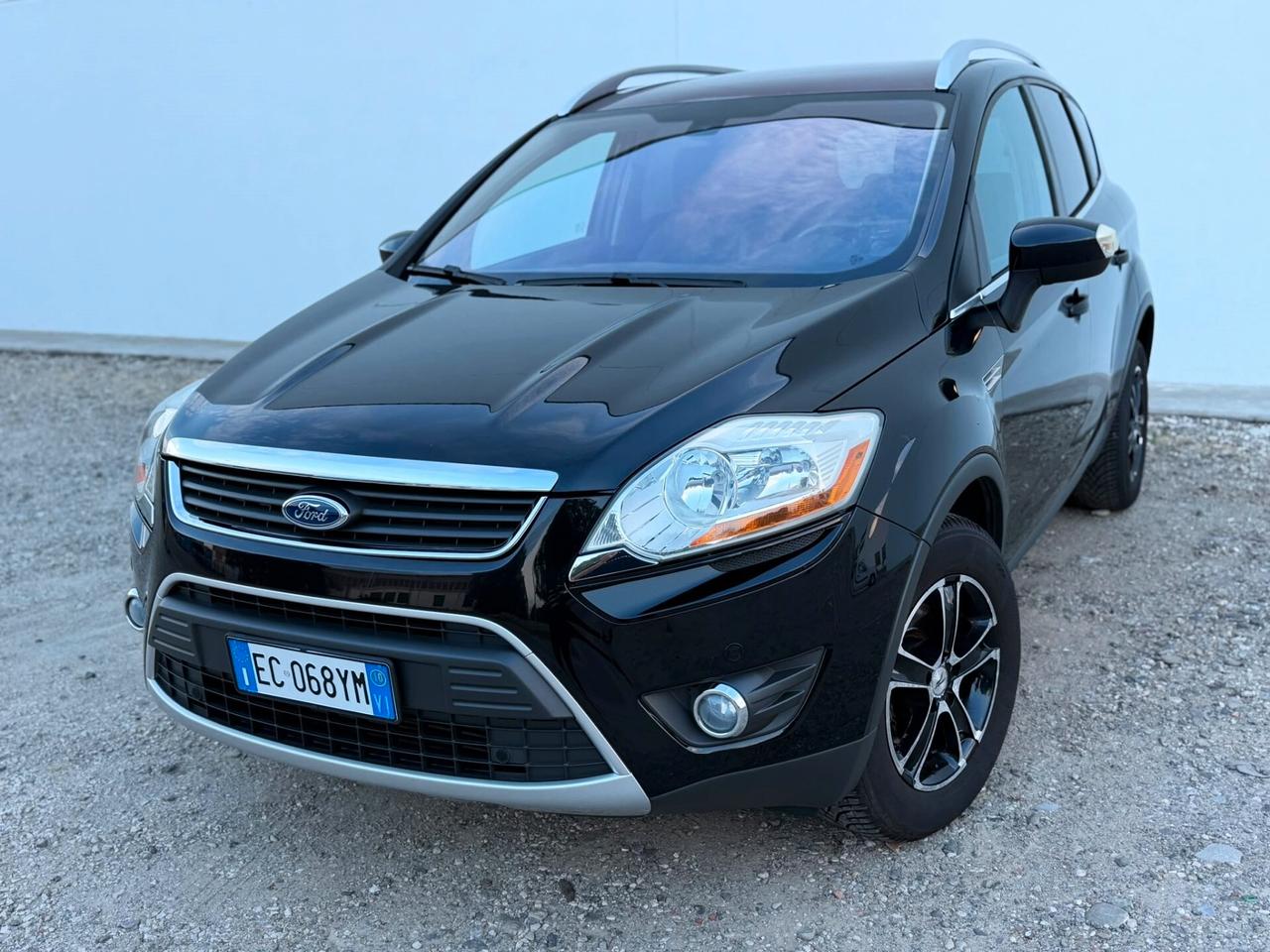 Ford Kuga 2.0 TDCi 136 CV 4WD Titanium TETTO