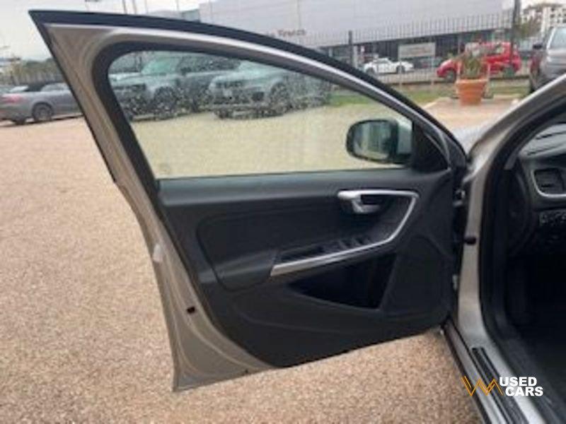 Volvo V60 V60 D2 Powershift Business