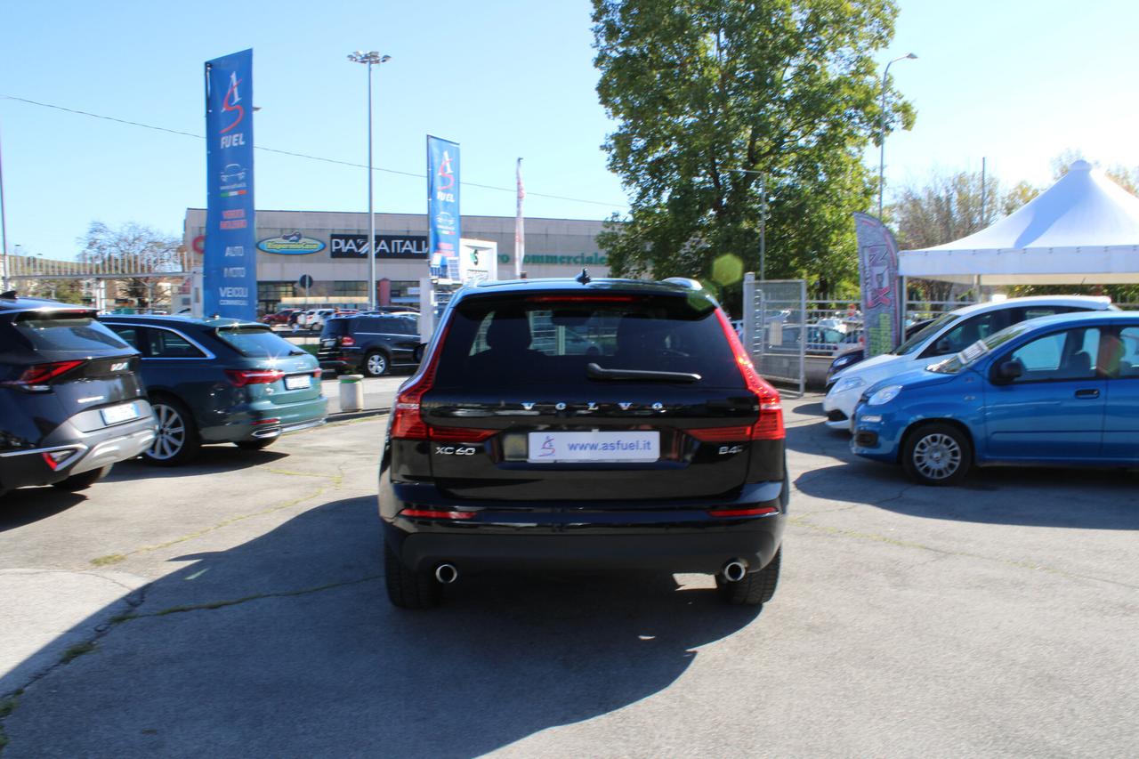 Volvo XC 60 XC60 B4 (d) AWD Geartronic Momentum