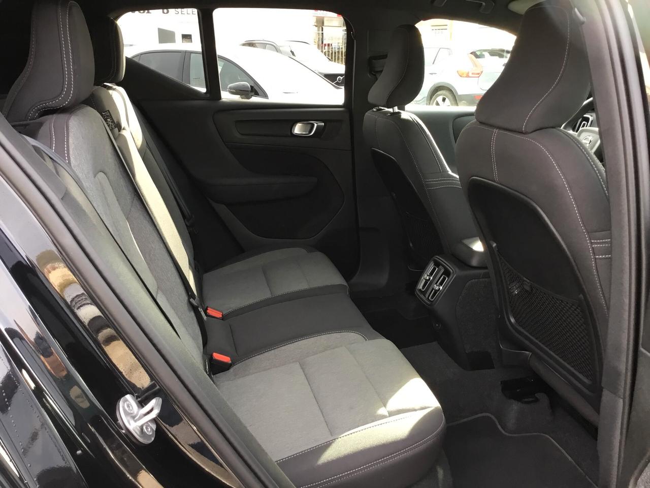 Volvo XC40 B3 Core Cambio Automatico