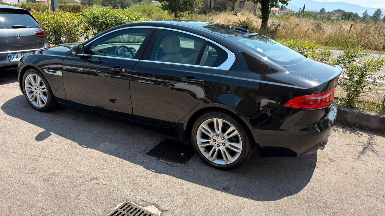 Jaguar XE 2.0 D Turbo aut. Portfolio *PERFETTA*