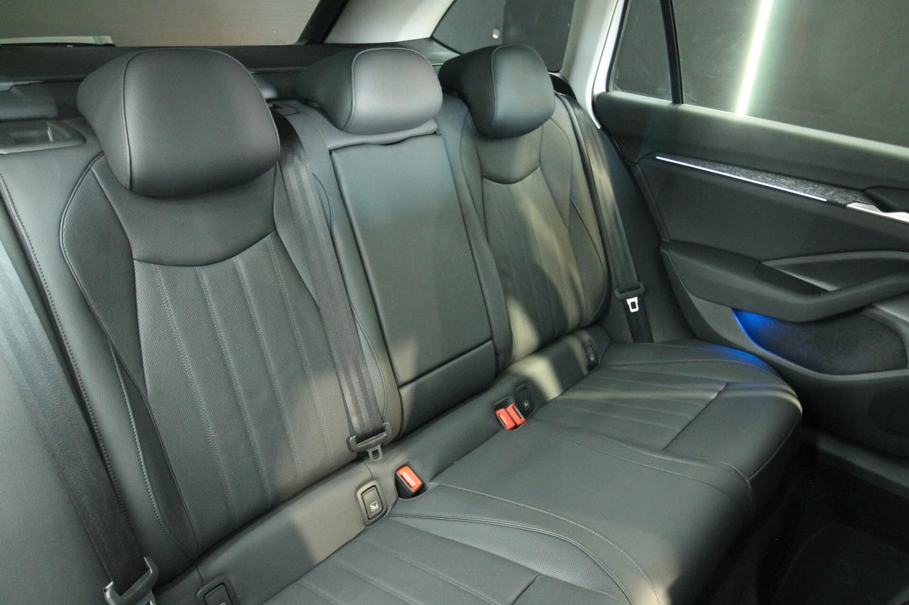 SKODA SUPERB WAGON 2.0 TDI STYLE 150 CV