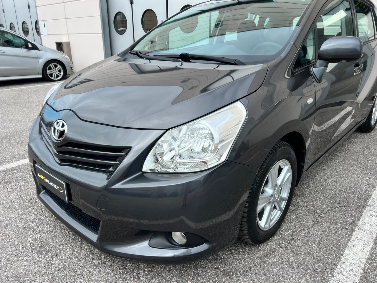 Toyota Verso 2.0 D Sol