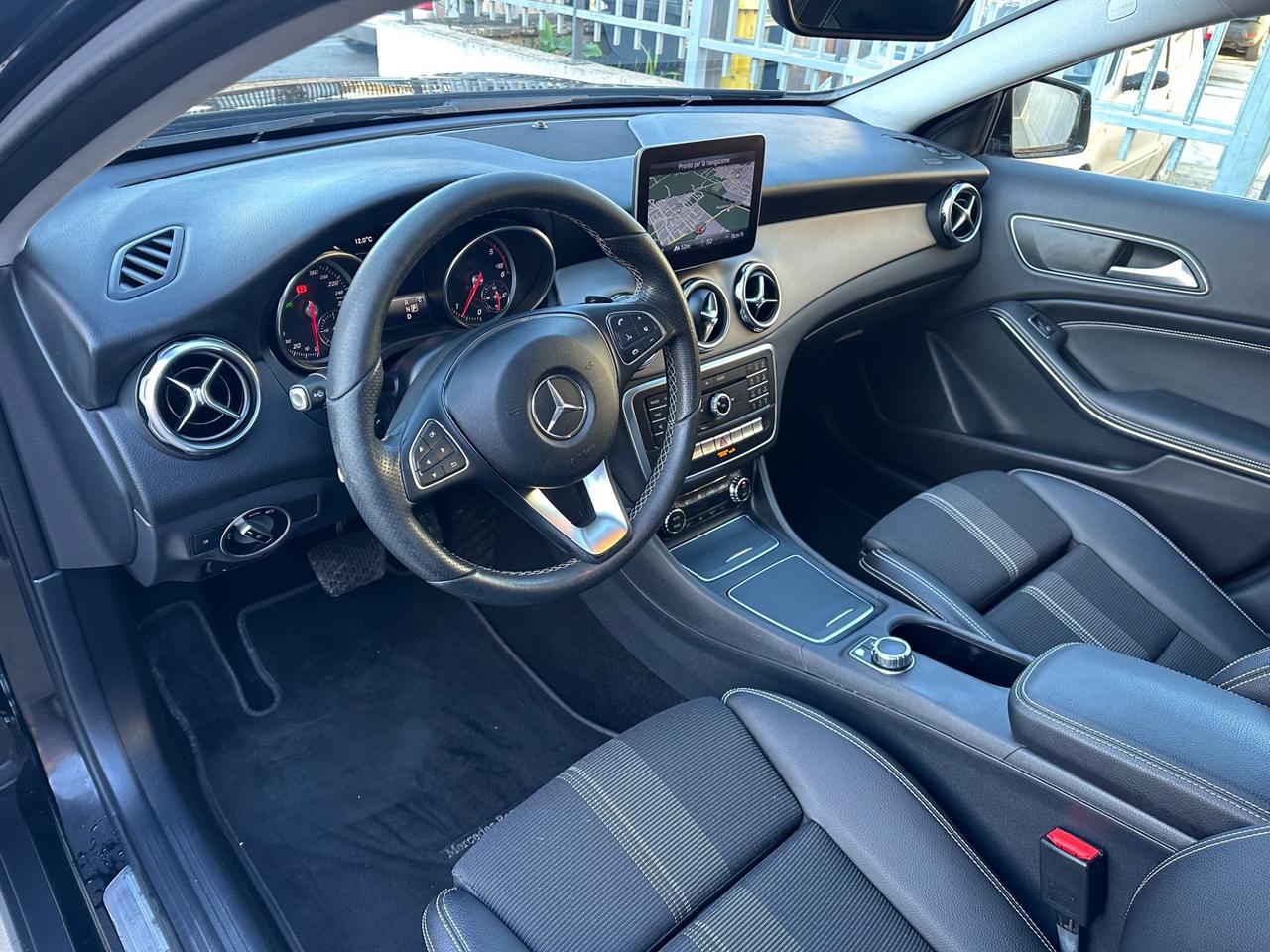 Mercedes-benz GLA 220 d Automatic 4Matic Sport