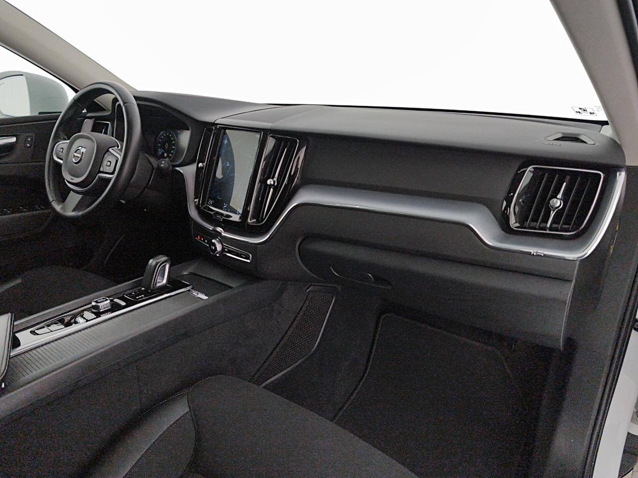 Volvo XC60 2.0 b4 Business Plus awd