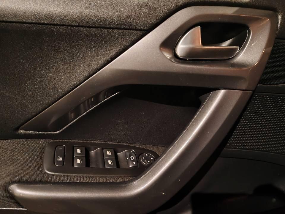 Peugeot 2008 BlueHDi 100 Active