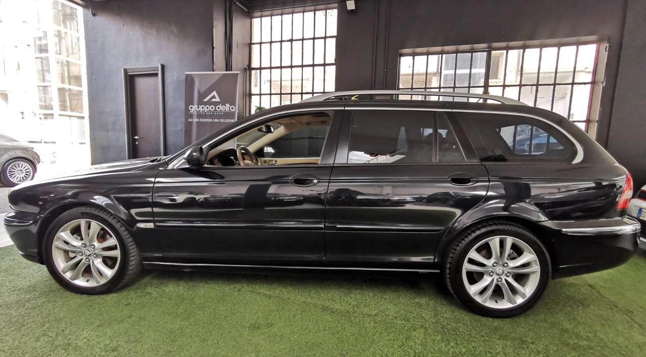 Jaguar X-Type 2.2D cat Wagon Executive GARANZIA 12 MESI