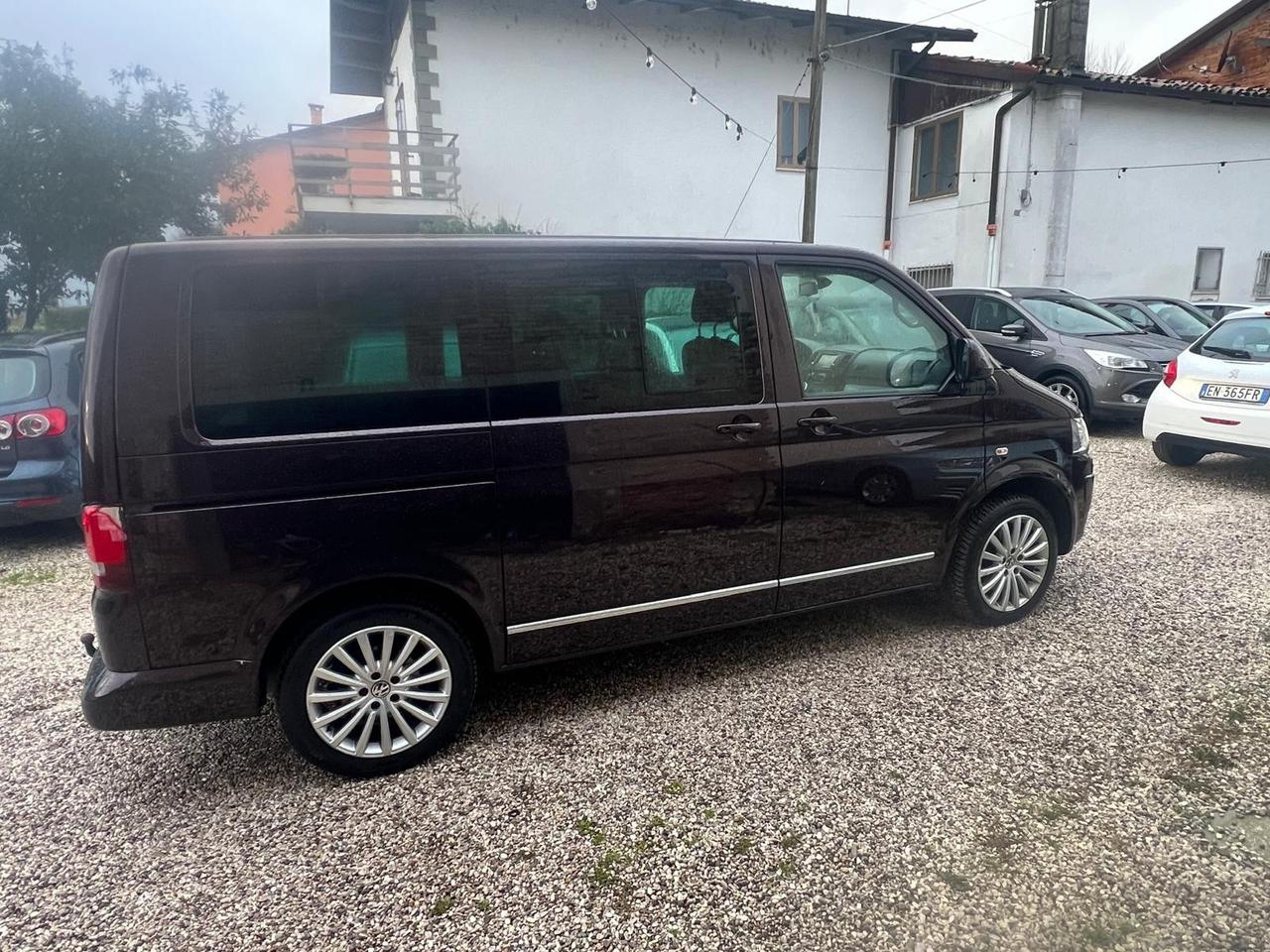 Volkswagen Multivan 2.0 TDI 150CV DSG 4Motion Comfortline