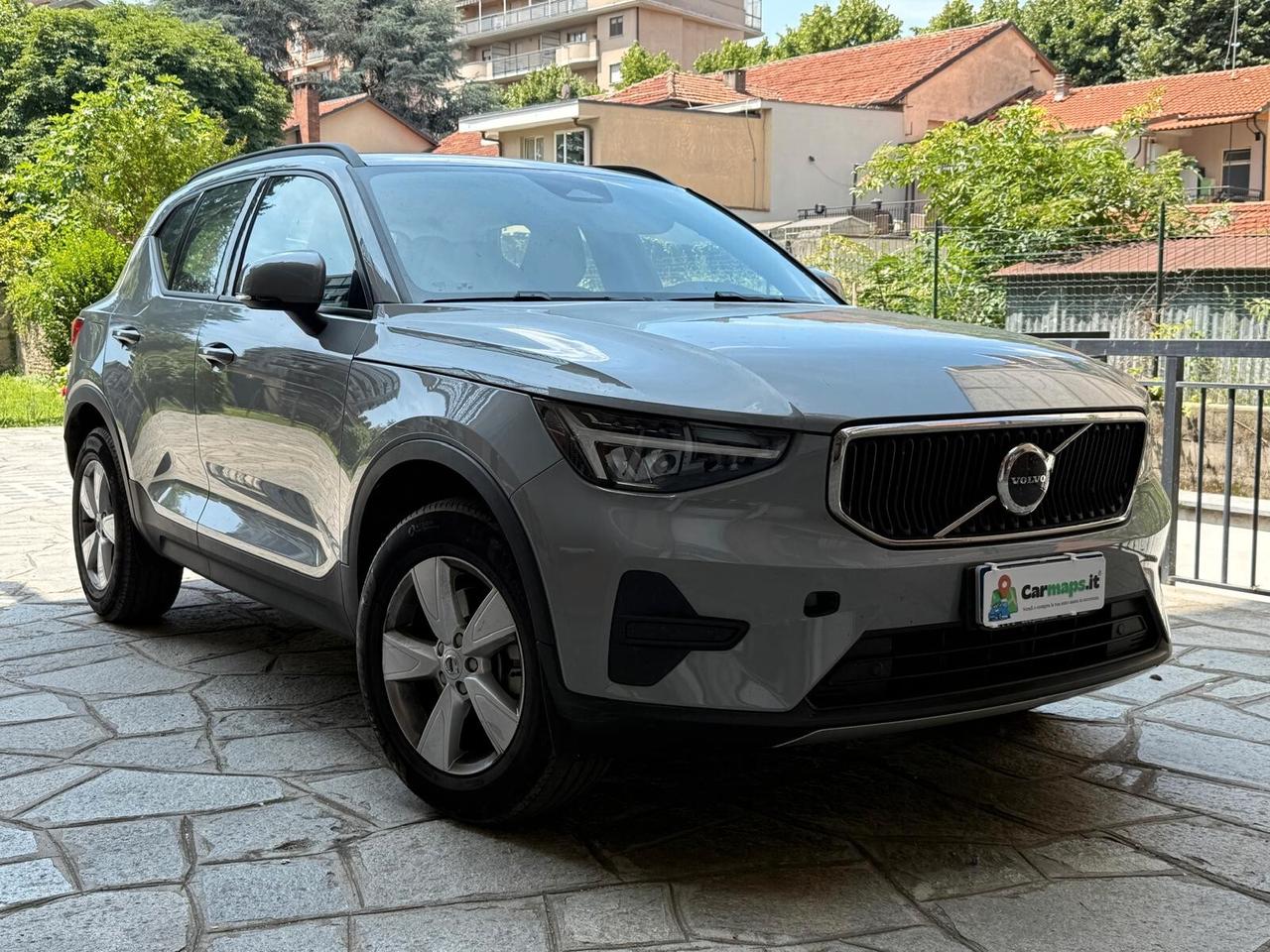 Volvo XC40 B3 automatico Plus Dark