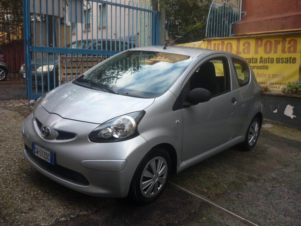 Toyota Aygo 1.0 12V VVT-i 3 porte Sol
