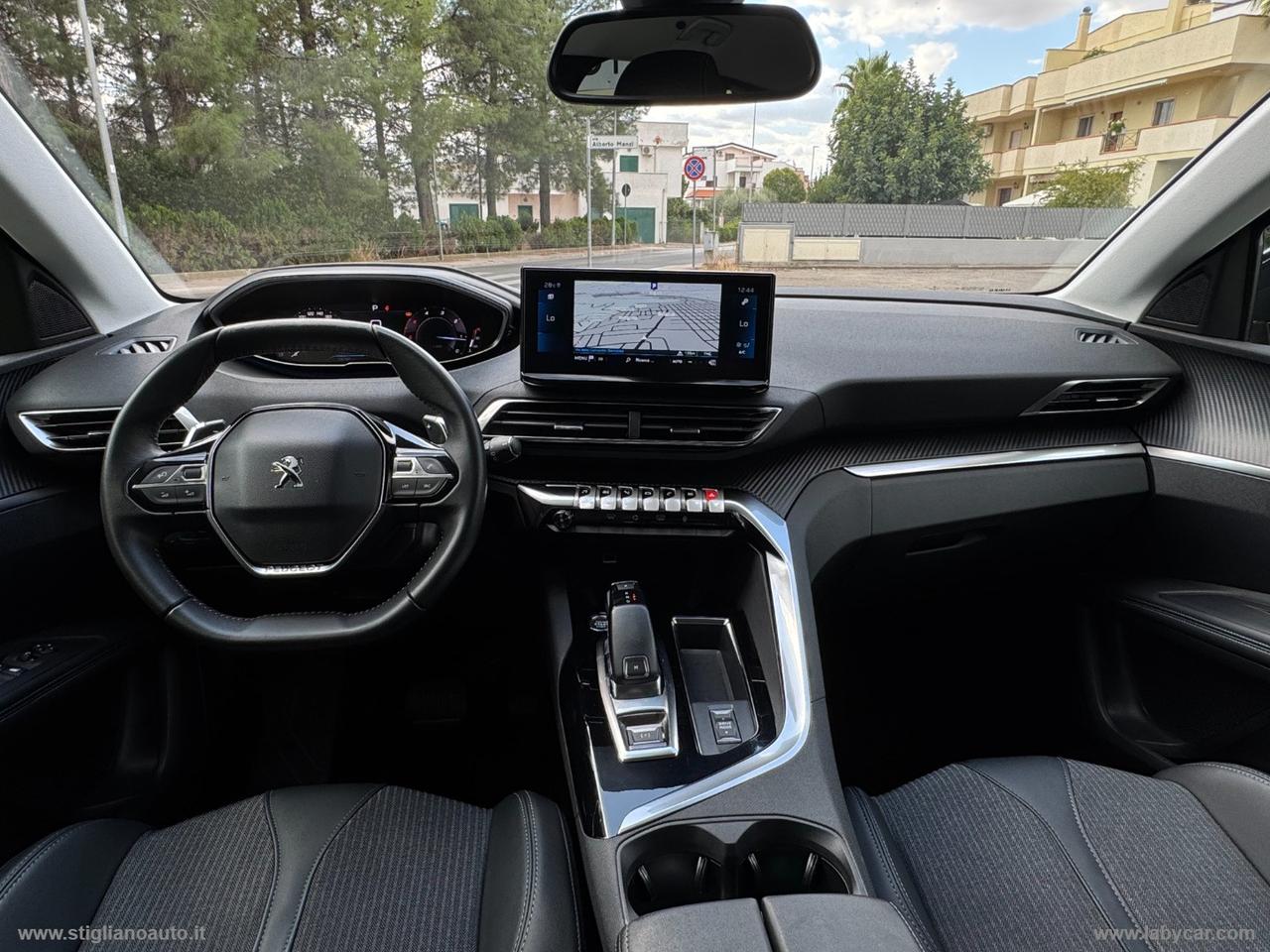 PEUGEOT 3008 BlueHDi 130 S&S EAT8 Allure Pack