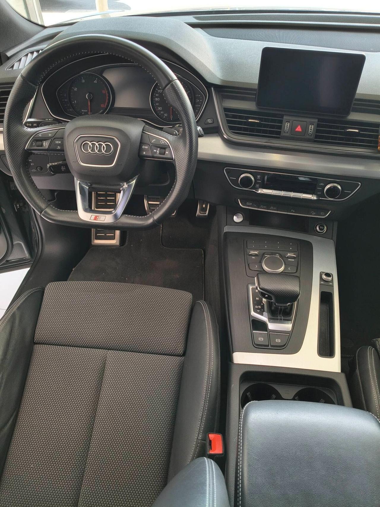 Audi Q5 40 TDI quattro S line plus