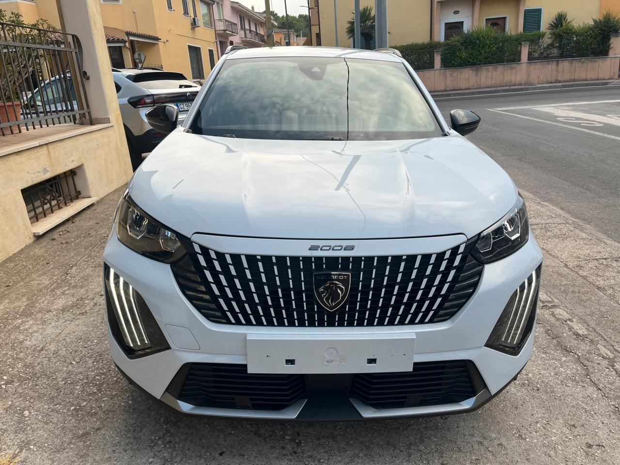 Peugeot 2008 PureTech 100 S&S Allure