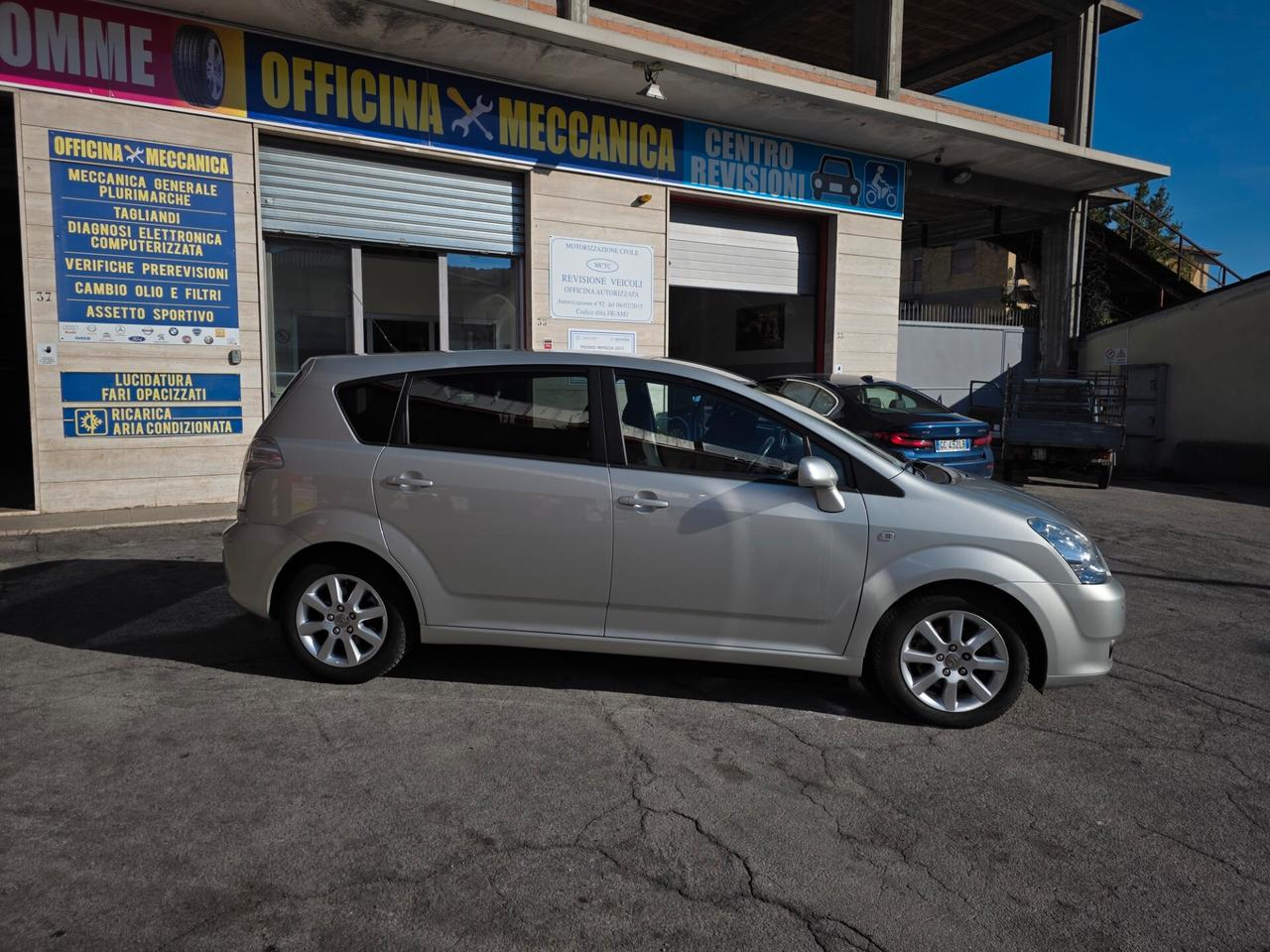 Toyota Corolla Verso 2.2 7 POSTI OFFERTA PROMO