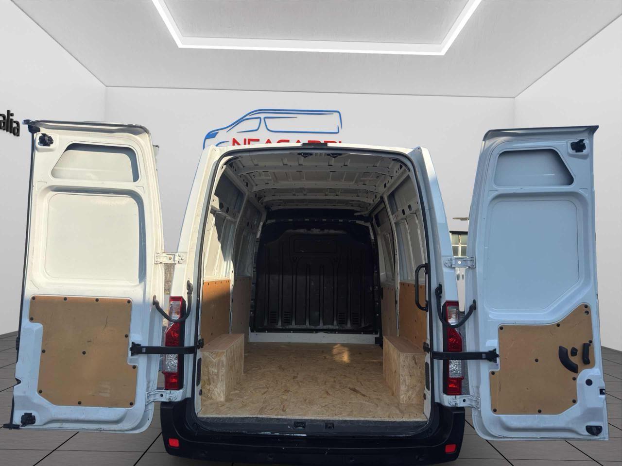 Renault Master (NISSAN INTERSTAR)35 2.3 dCi 135CV(PM-TM-L2H2)