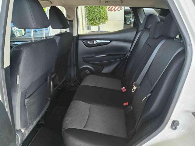 NISSAN Qashqai 1.2 DIG-T Acenta