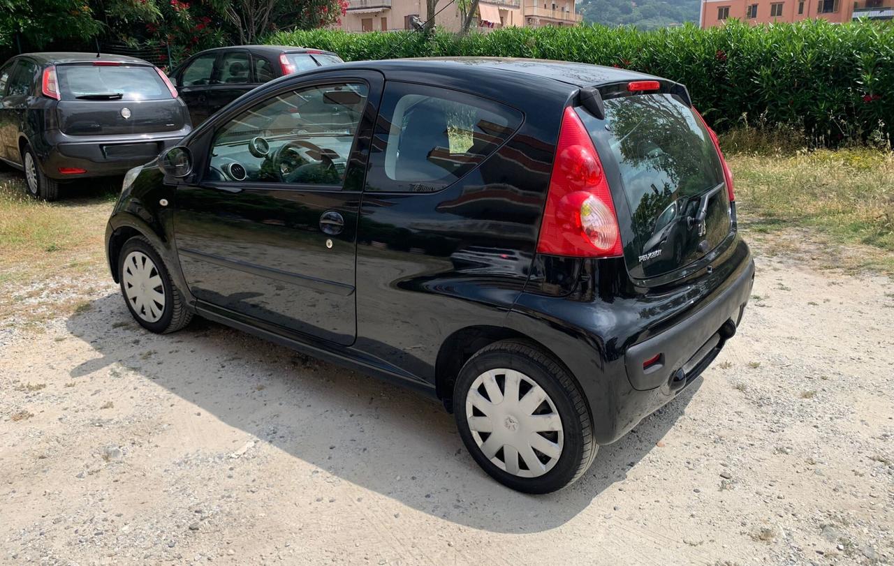 Peugeot 107 1.0 68CV 3p. Sweet Years
