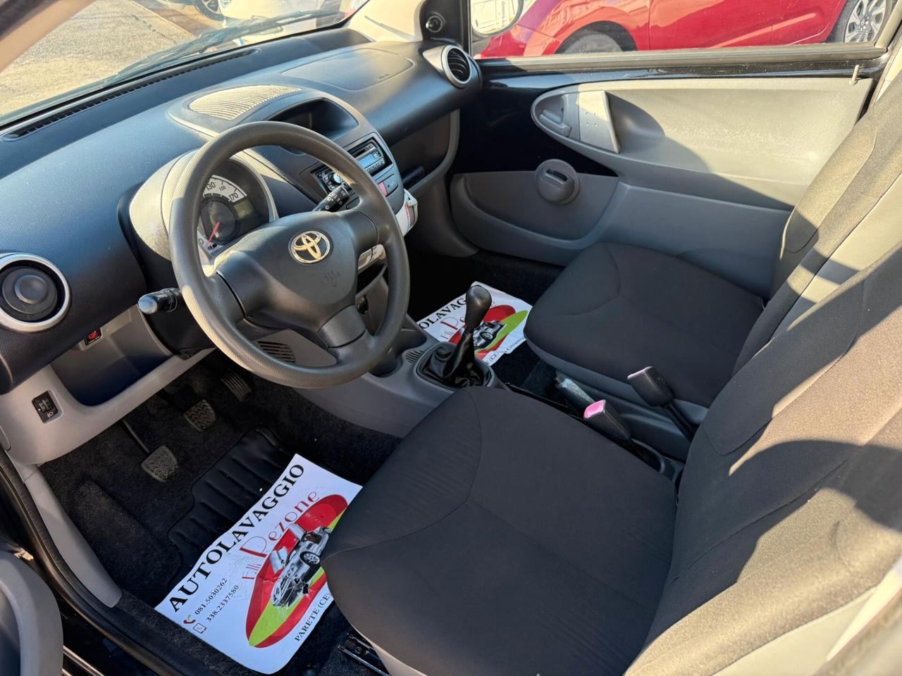 Toyota Aygo 1.0 VVT-i 69 CV 5 porte x-business