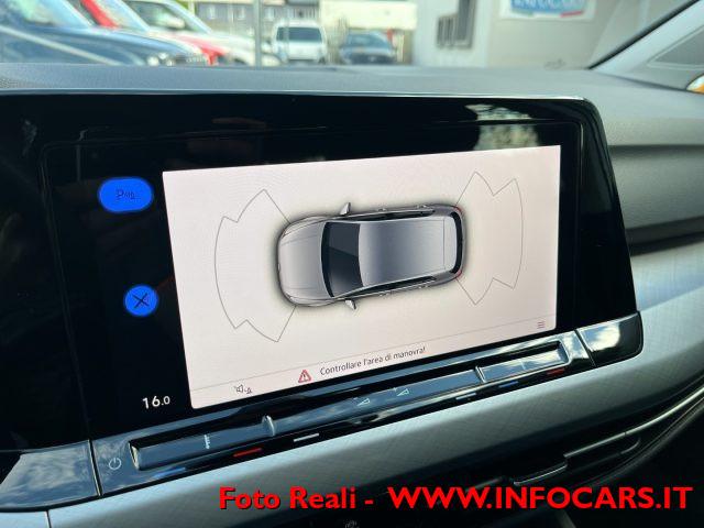 VOLKSWAGEN Golf 1.0 eTSI MHEV EVO DSG Life - PROMO!