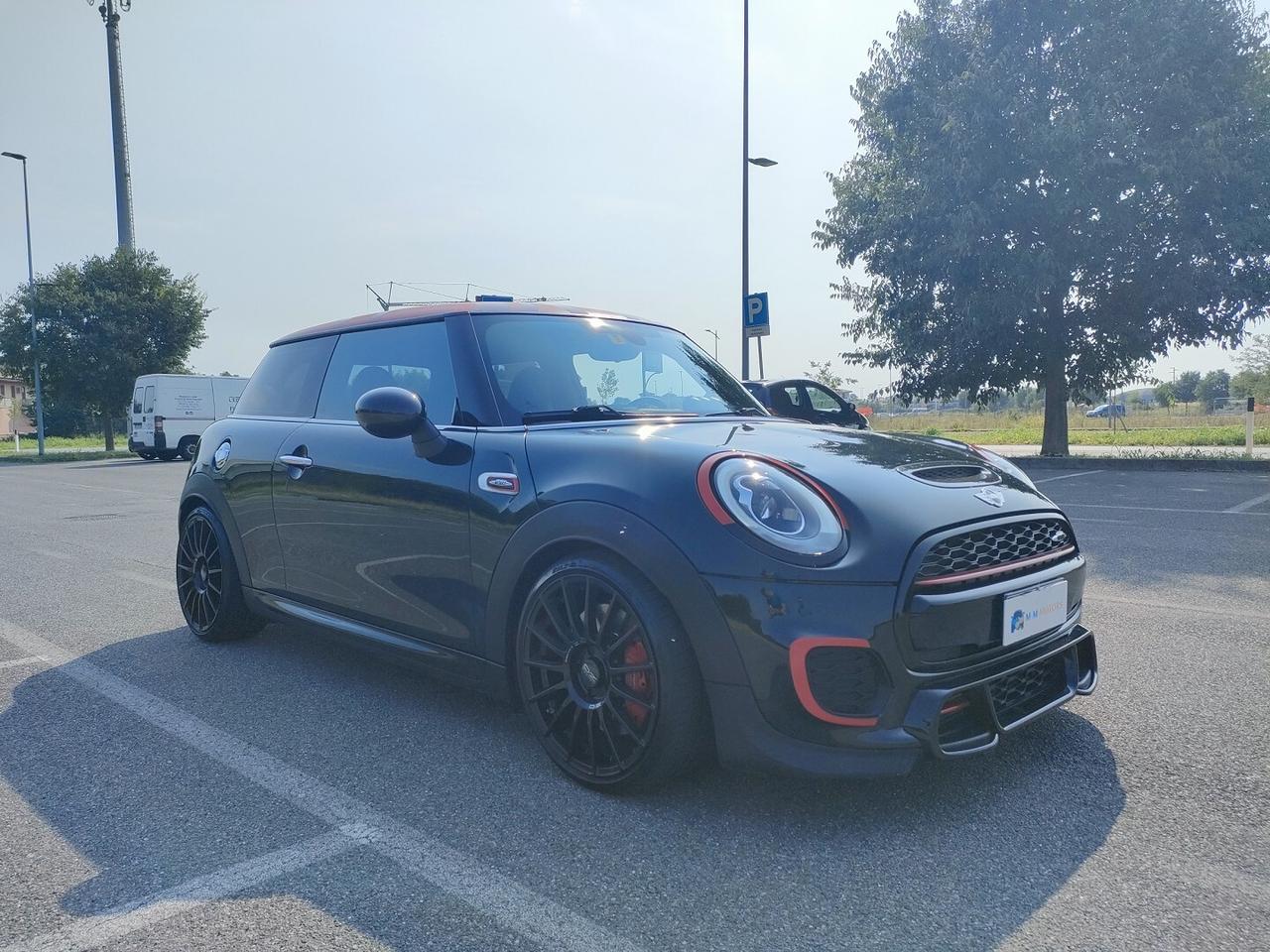 MINI 3 Porte John Cooper Works Challenge Edition 09/37