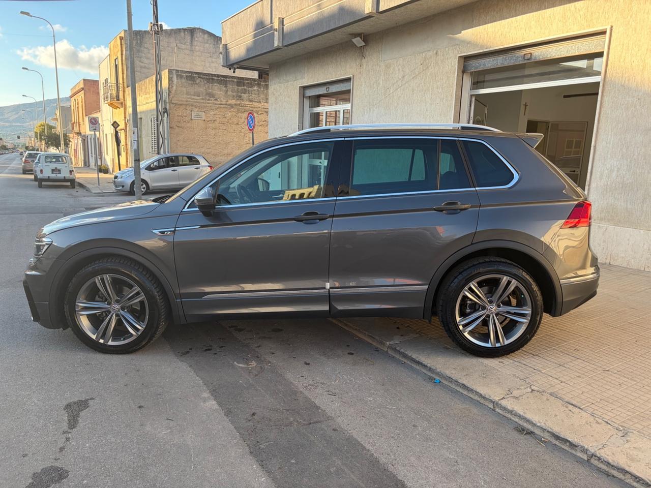Volkswagen Tiguan 2.0 TDI SCR DSG 4MOTION Advanced BMT