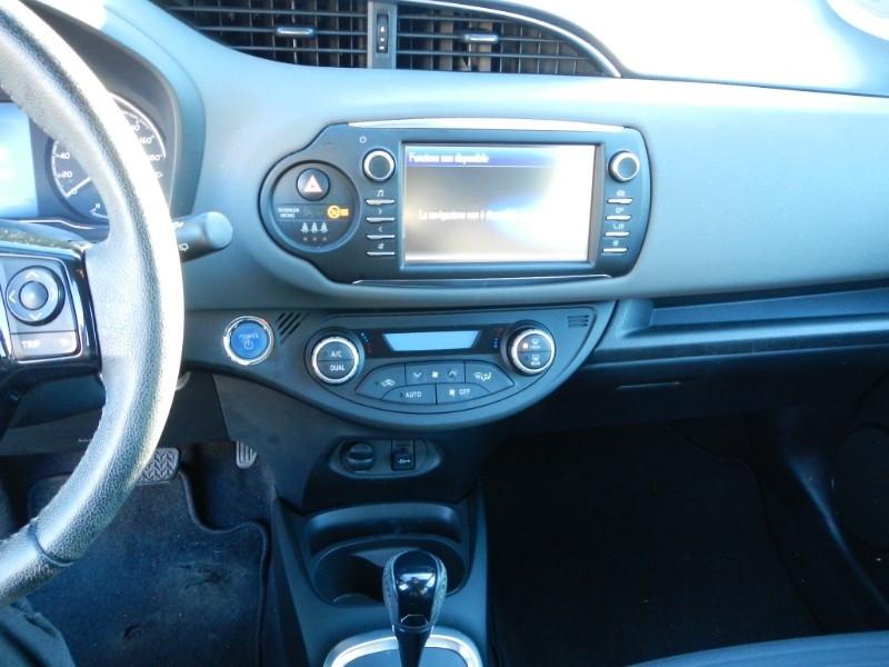 Toyota Yaris 1.5 Hybrid 5 porte Business