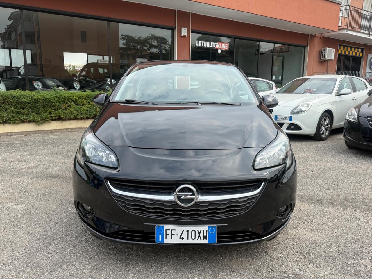 Opel Corsa 1.2 Coupé b-Color
