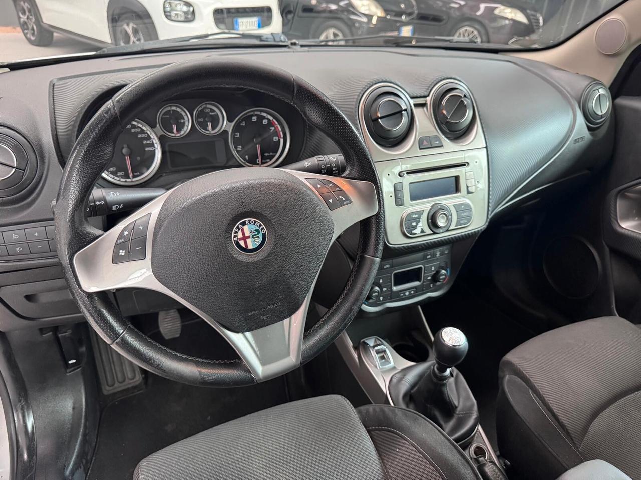 Alfa Romeo MiTo Benzina Neopatentati Distribuzione OK