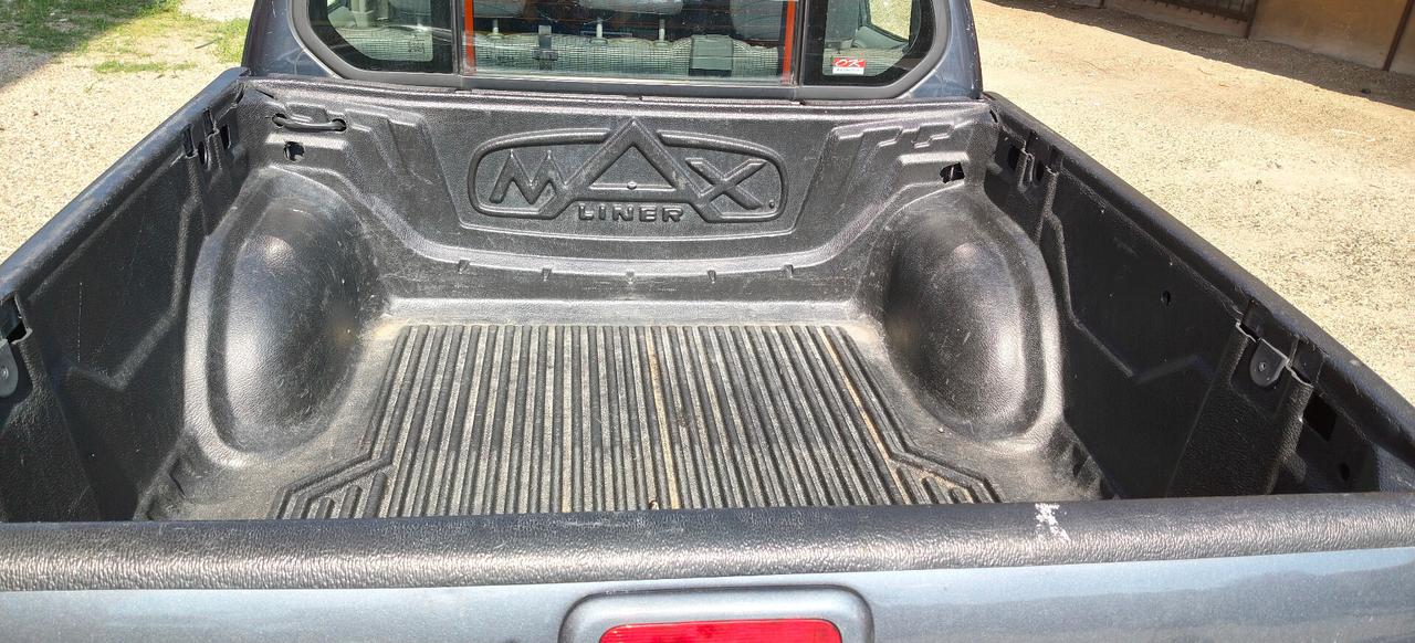 Mitsubishi L200 2.5 DI-D/167CV Double Cab Warrior