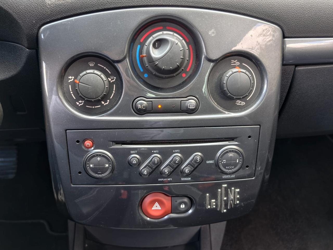 Renault Clio 1.2 16V 3 porte Le Iene