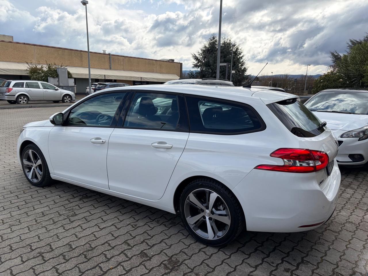 Peugeot 308 BlueHDi 130 S&S SW GT Line