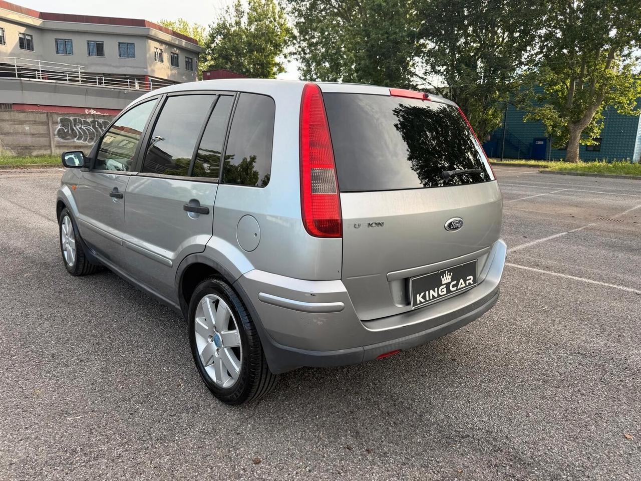 Ford Fusion 1.6 16V 5p. Leather