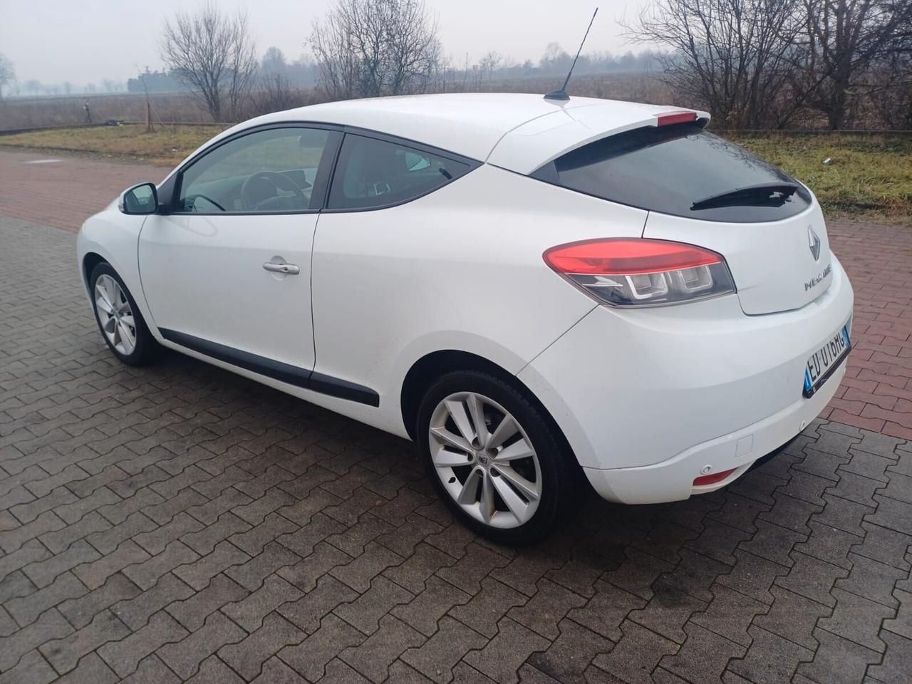 Renault Megane Mégane Coupé 1.9 dCi 130CV Luxe