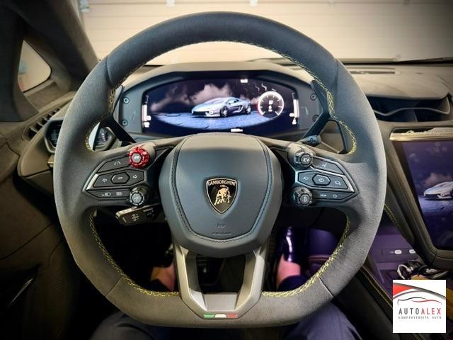 LAMBORGHINI Temerario