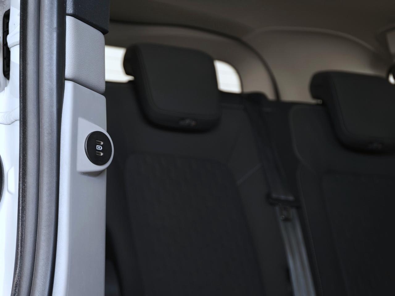Ford Tourneo Custom V710 320 2.0 ecoblue Titanium 2024
