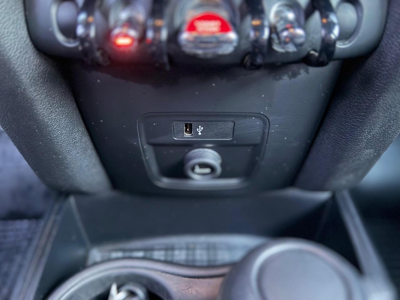 Mini Cooper 2.0 D Countryman 150 CV Business Auto.