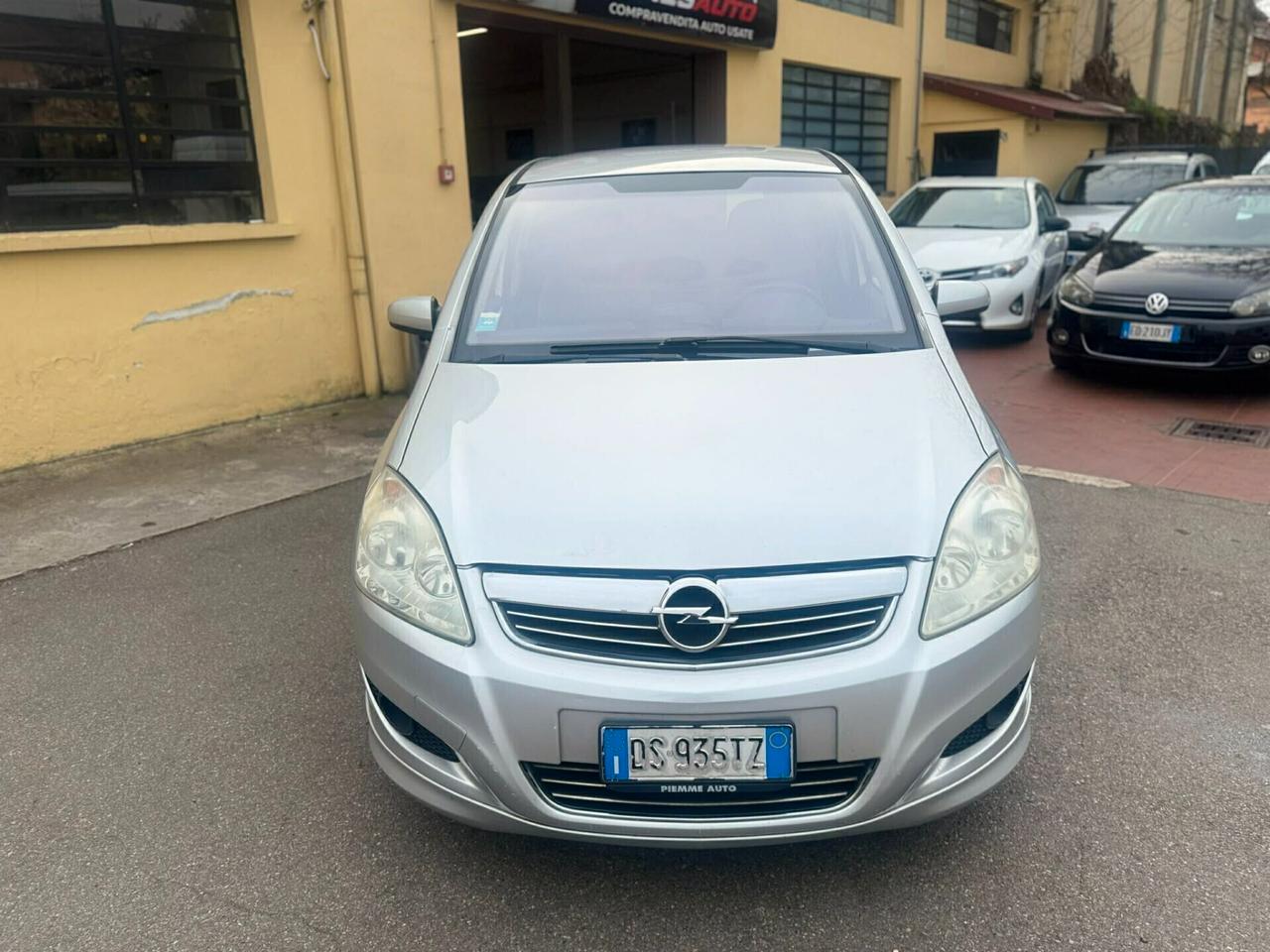 Opel Zafira 1.6 BENZ/GPL ANNO 2009 CINGHIA FATTA