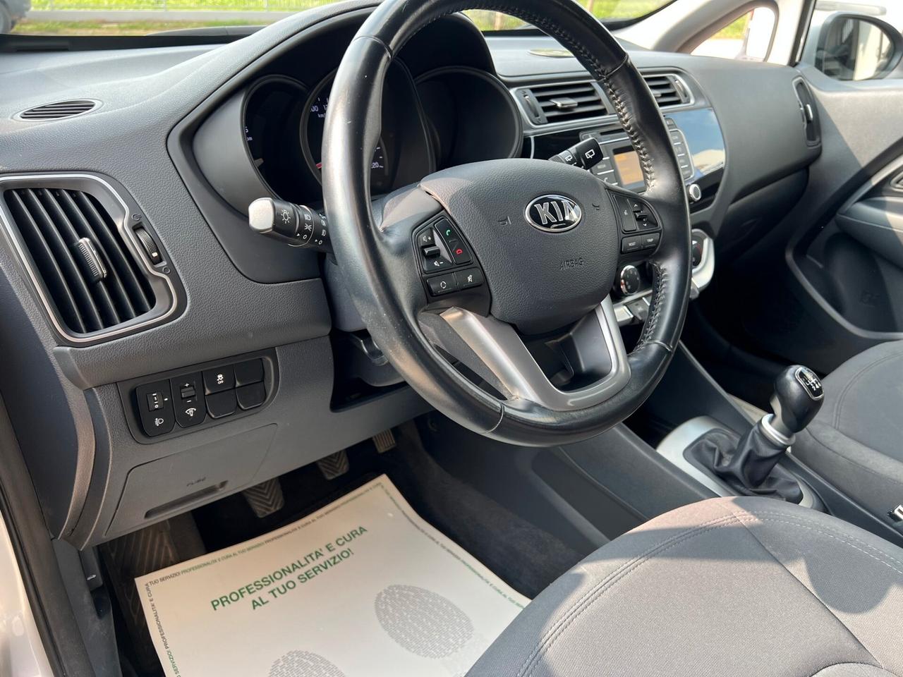 Kia Rio 1.1 CRDi 5p. Active / PER NEOPATENTATI