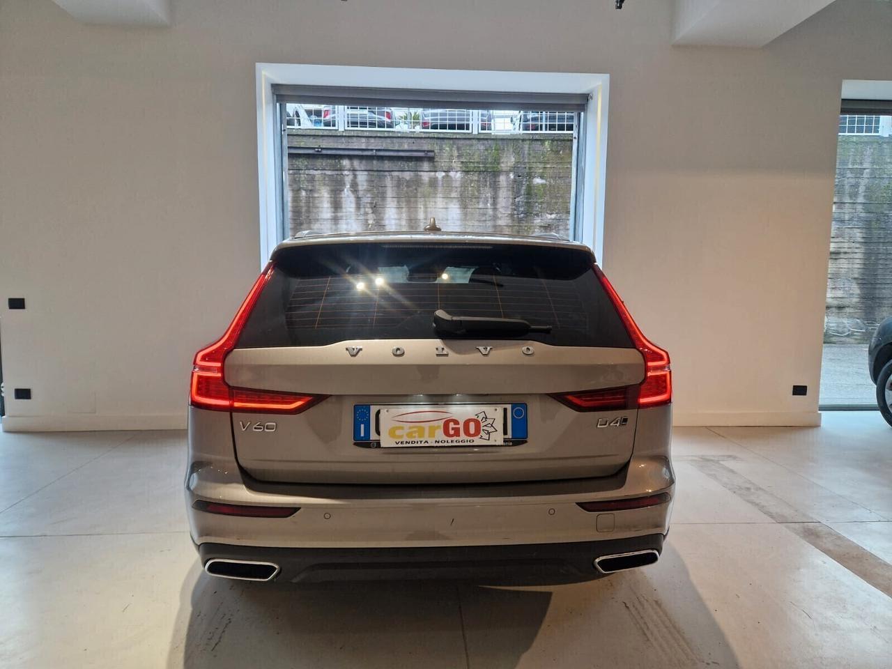 Volvo V60 Cross Country V60 Cross Country D4 AWD Geartronic Business Pro