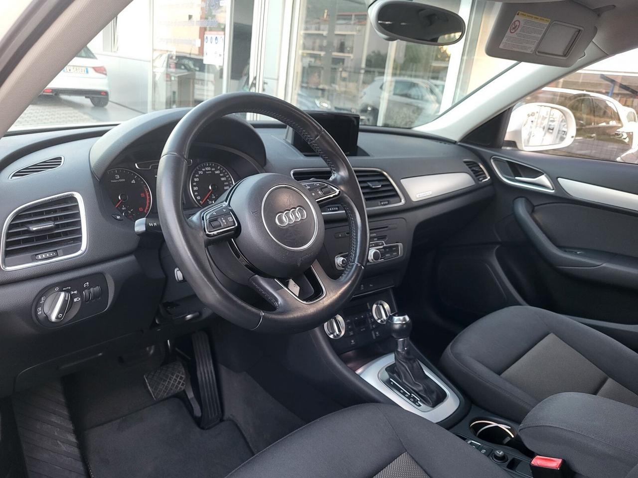Audi Q3 2.0 TDI 177 CV QUATTRO - S TRONIC FARI LED / XENON PARK ASSIST
