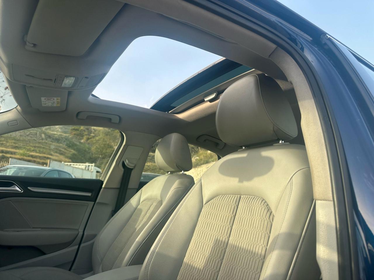 Audi A3 Sedan 1.6 TDI clean diesel S tronic Ambition